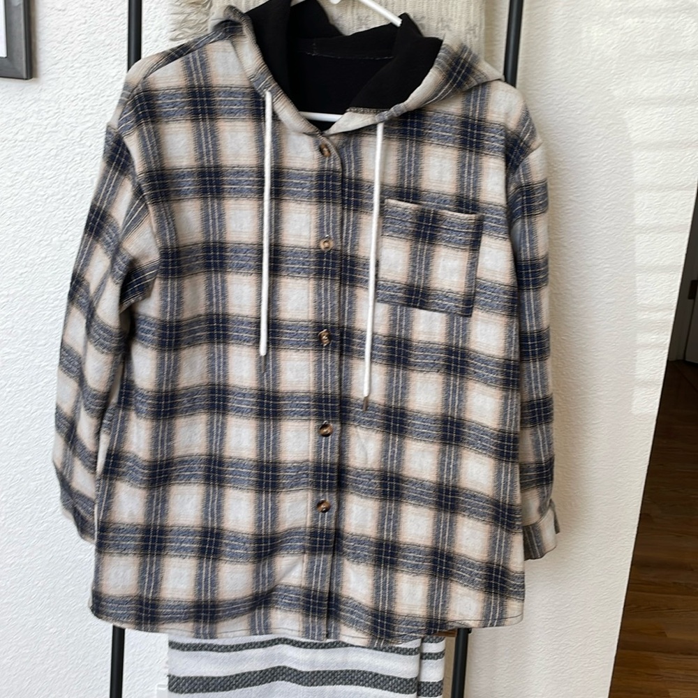Women’s size small/ medium, Shacket, SHEIN brand.
